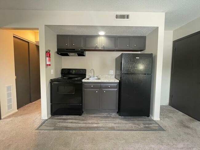 Photo - Hidden Village Square Apartments