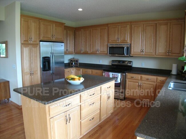 Photo - 1331 Eagle Bluff Ct