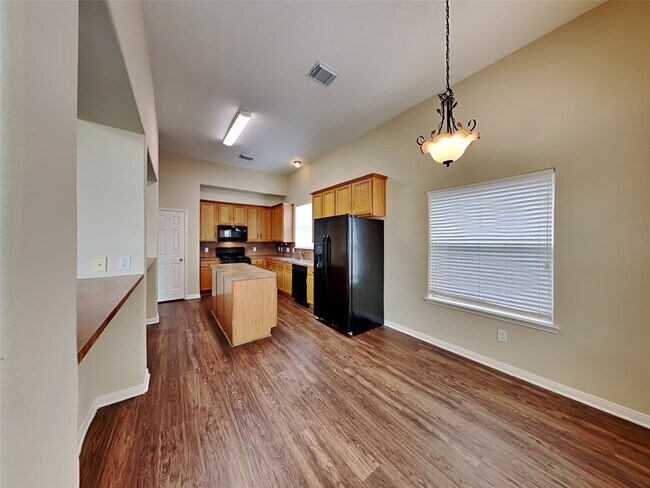 Photo - 4919 Chase Wick Dr