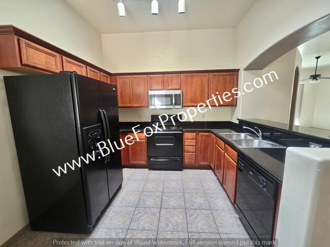 Photo - 5541 N Silver Stream Way