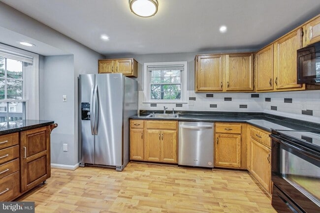 Photo - 10615 Prairie Landing Terrace