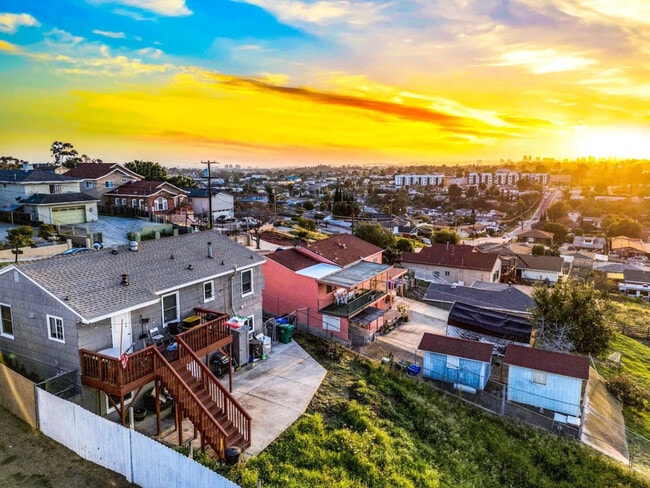 Photo - 5416 Geneva Ave Unidad ID1048812P