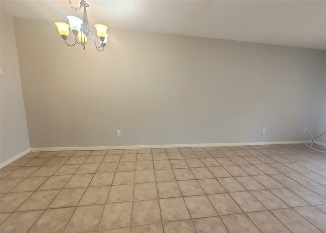 Photo - 2030 Plantation Dr Unit False