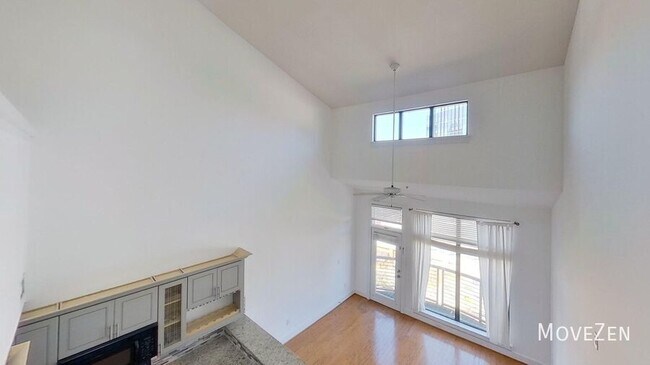 Photo - 115 E Park Ave Unit 404