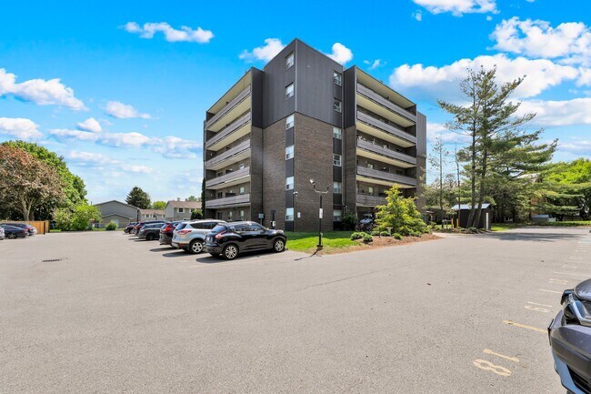 Photo - Park Tower Apartments