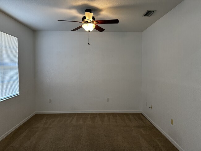 Photo - 5543 Dinuba Ave