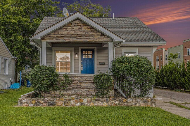 Photo - 1517 S State St