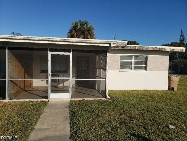 Building Photo - 4911 Coronado Pkwy