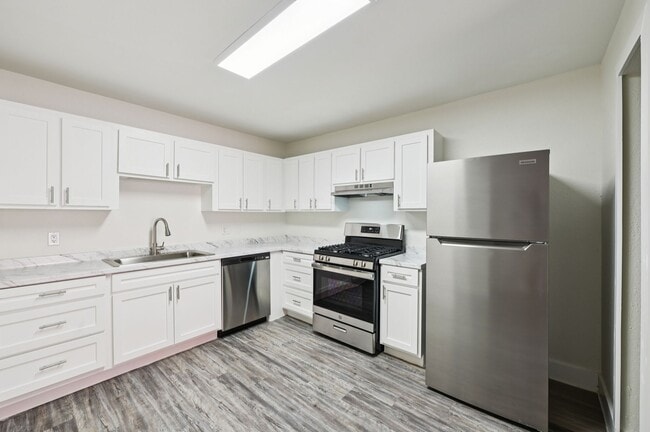 Building Photo - Las Casitas Apartments