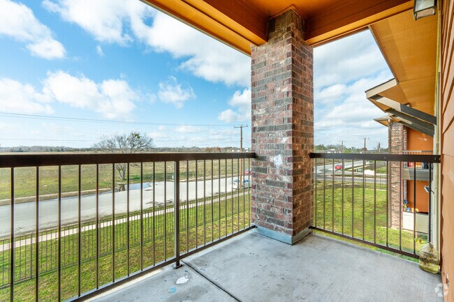 3BR, 2BA - 1179SF | 3A