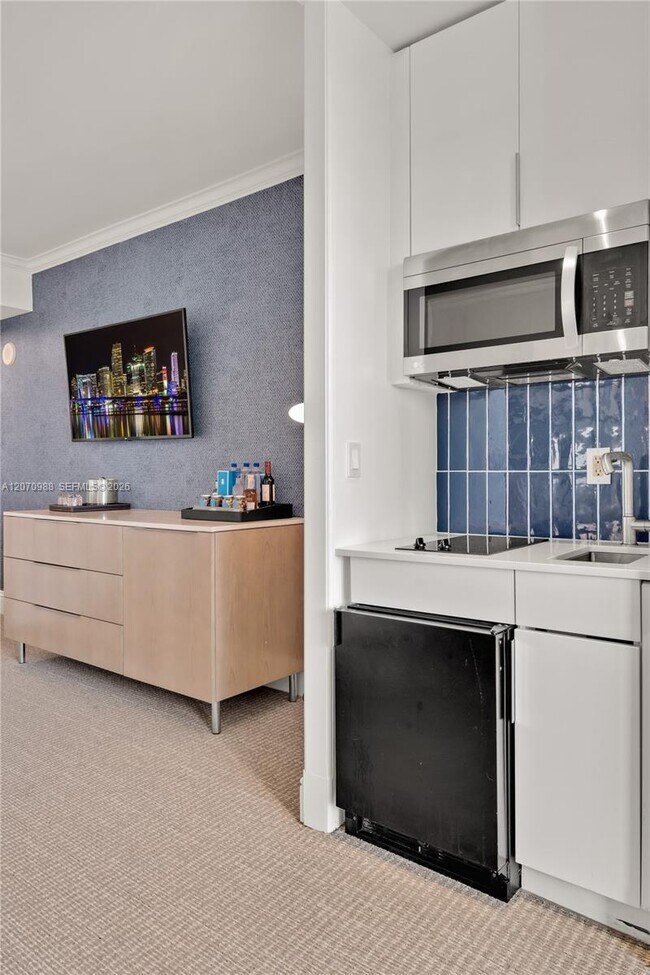Photo - 4401 Collins Ave Unit 1508