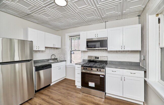 Photo - 5021 Ray Ave Unidad 1f