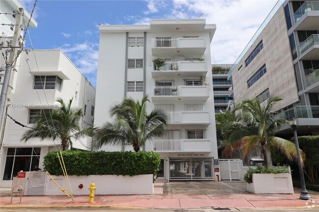 Building Photo - 325 Ocean Dr Unit 204 Rental