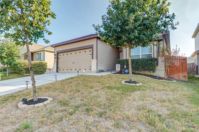 Photo - New one story rental home in NE San Antonio available for asap move in.