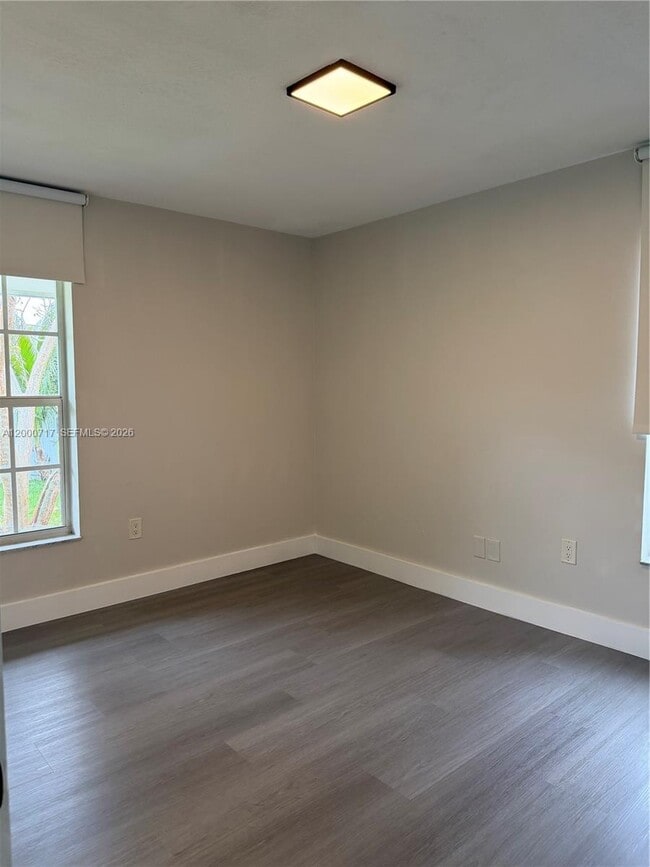 Photo - 9760 SW 210th St