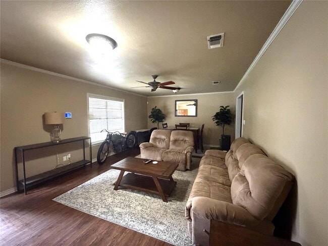 Photo - 127 Parkview Dr