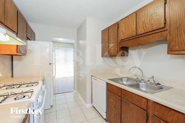 Photo - 8062 Creekstone Way