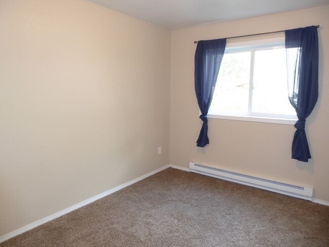 Photo - 3BD/2BA, Single Family Home in the valley
