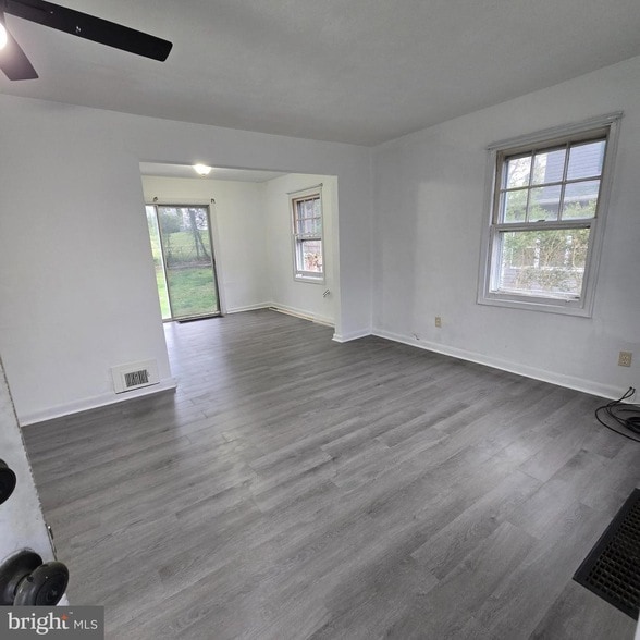 Photo - 21676 N Essex Dr