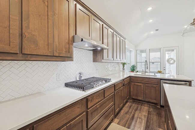 Photo - 2340 Gray Dr