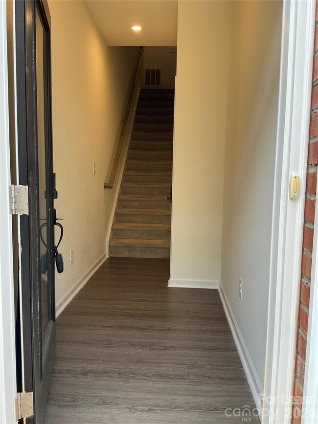 Photo - 6222 Cleburne Ct