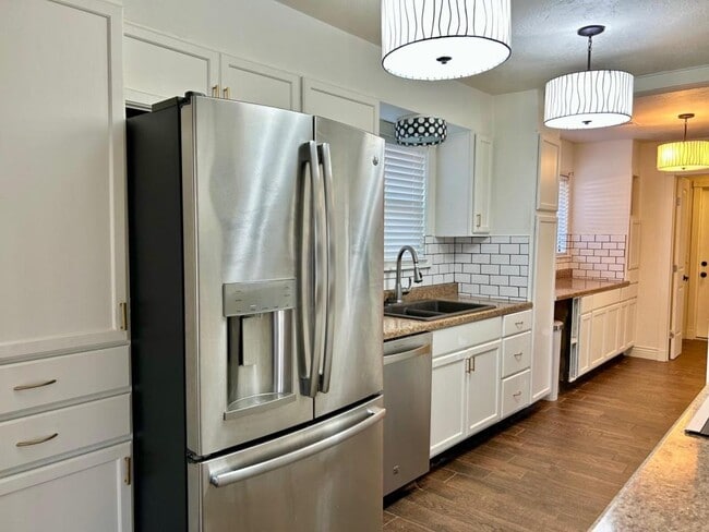 Photo - 16 NW 58th St