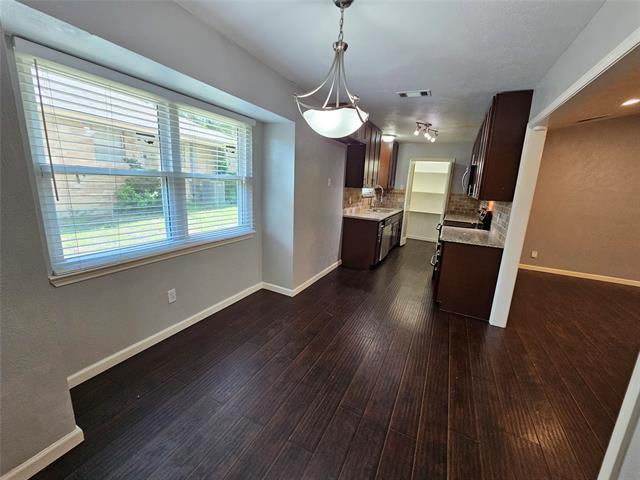 Photo - 216 Wesley Dr