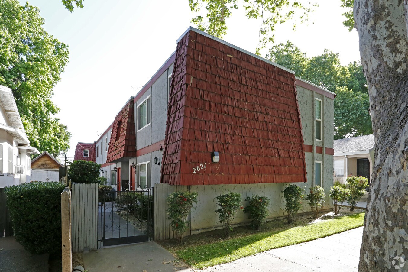Photo - 2621 C St Apartments