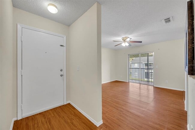 Photo - 4124 Pershing Pointe Pl Unit 4