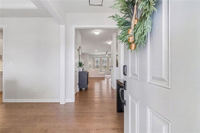 Photo - 1466 Maston Rd