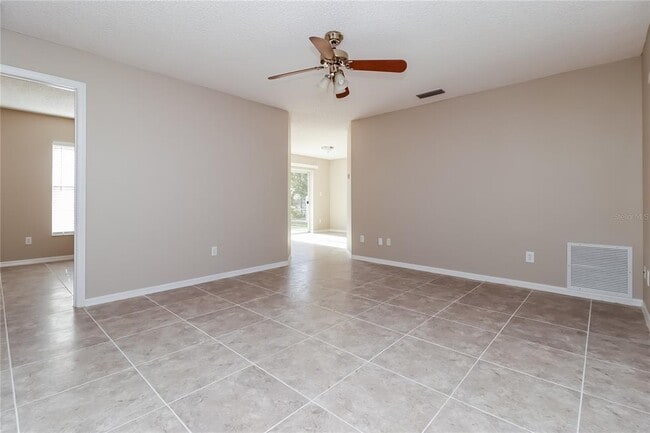 Photo - 605 Dorothy Cir