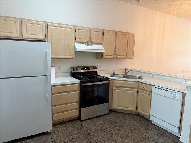 Photo - 149 Reserve Cir Unit 113