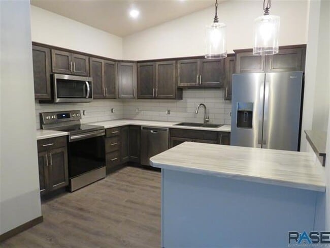 Photo - 6154 S Alki Pl