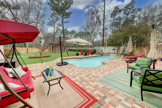 Photo - 7807 Allegro Dr