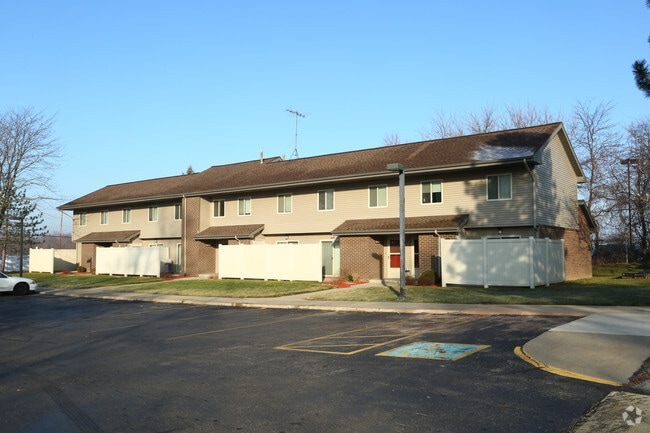 Photo - Maple Village Apartments