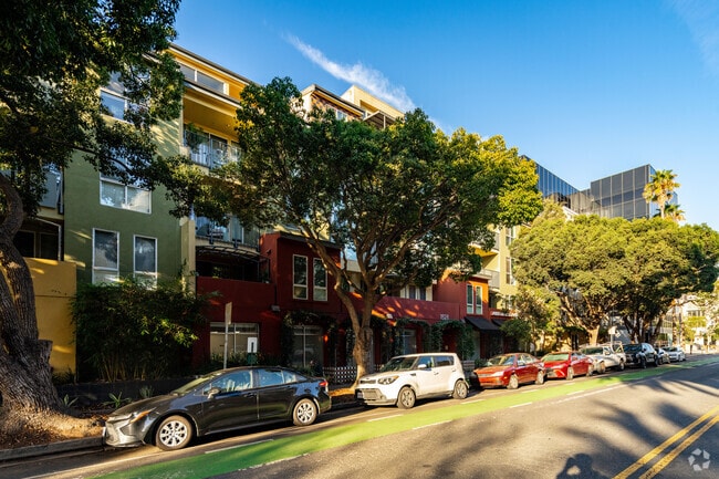 Exterior - PR SM Verona LLC