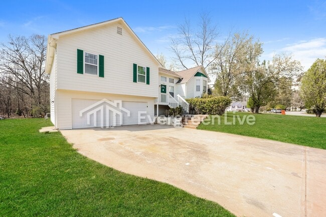 Photo - 9353 Whaleys Lake Trce