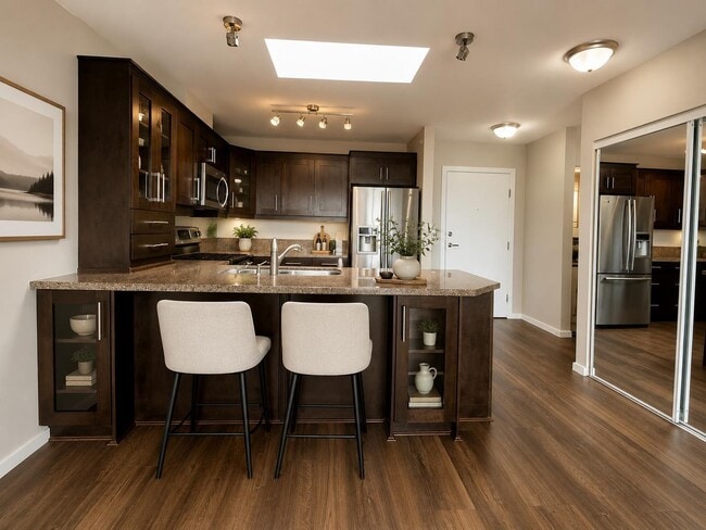 Photo - 15777 Marine Dr Unit 311