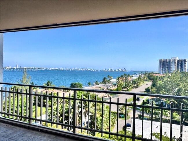 Building Photo - 11113 Biscayne Blvd Unit 653 Rental