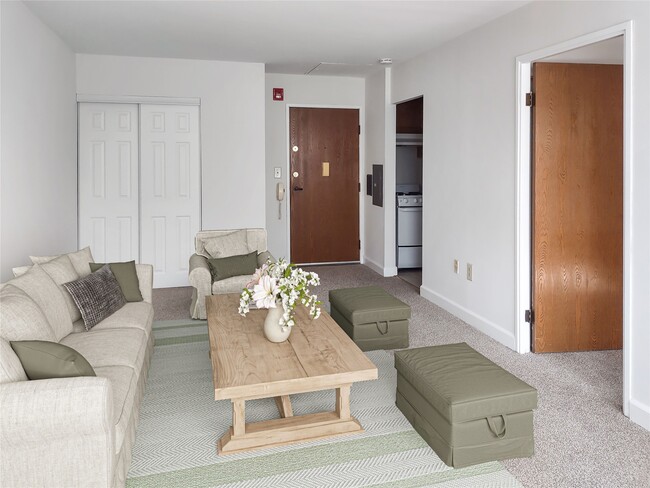 Photo - 664 Town Bank Rd