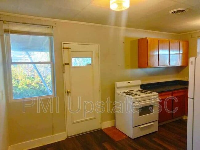 Photo - 7b Harts Court