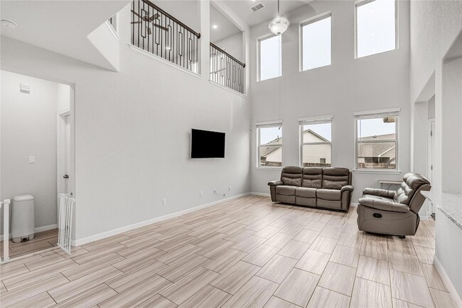 Photo - 109 Evening Star Ln