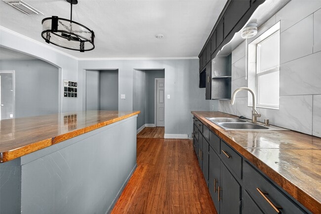 Photo - 6434 Boothline Rd