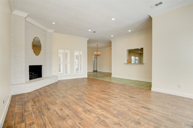 Photo - 15 Bendwood Dr