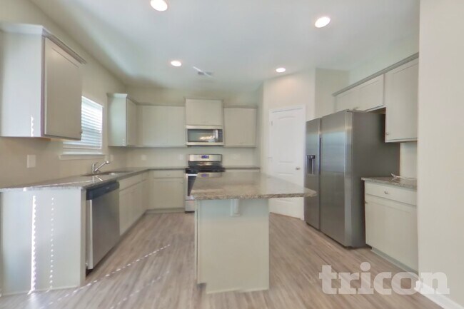 Photo - 307 Arbor Cir