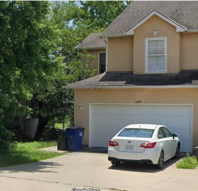 Building Photo - 4929 Stoneback Dr