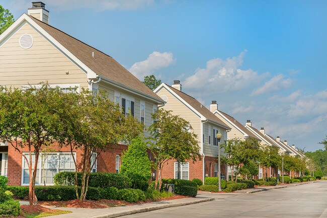 Greenbrier Estates Apartments