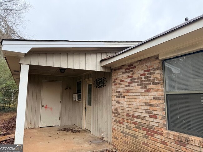 Photo - 102 Kimberly Way SW