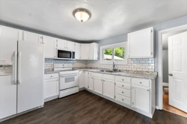 Photo - Beautifully updated with modern upgrades and cozy charm. PETS WELCOME