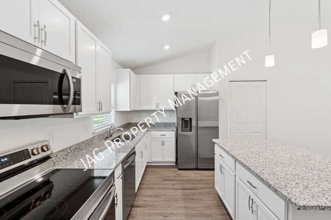 Photo - 675 Raleigh Rd SE